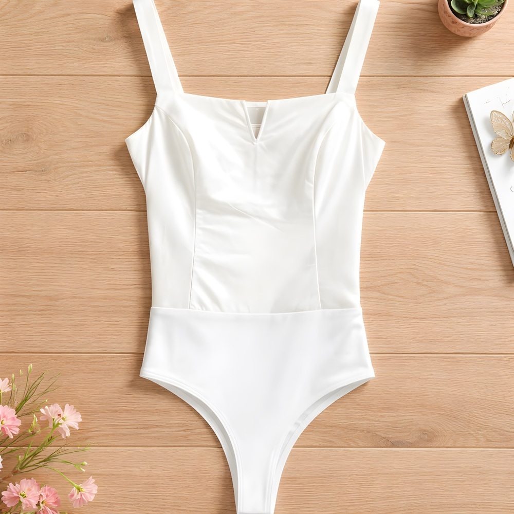 TCEC White snake print Bodysuit